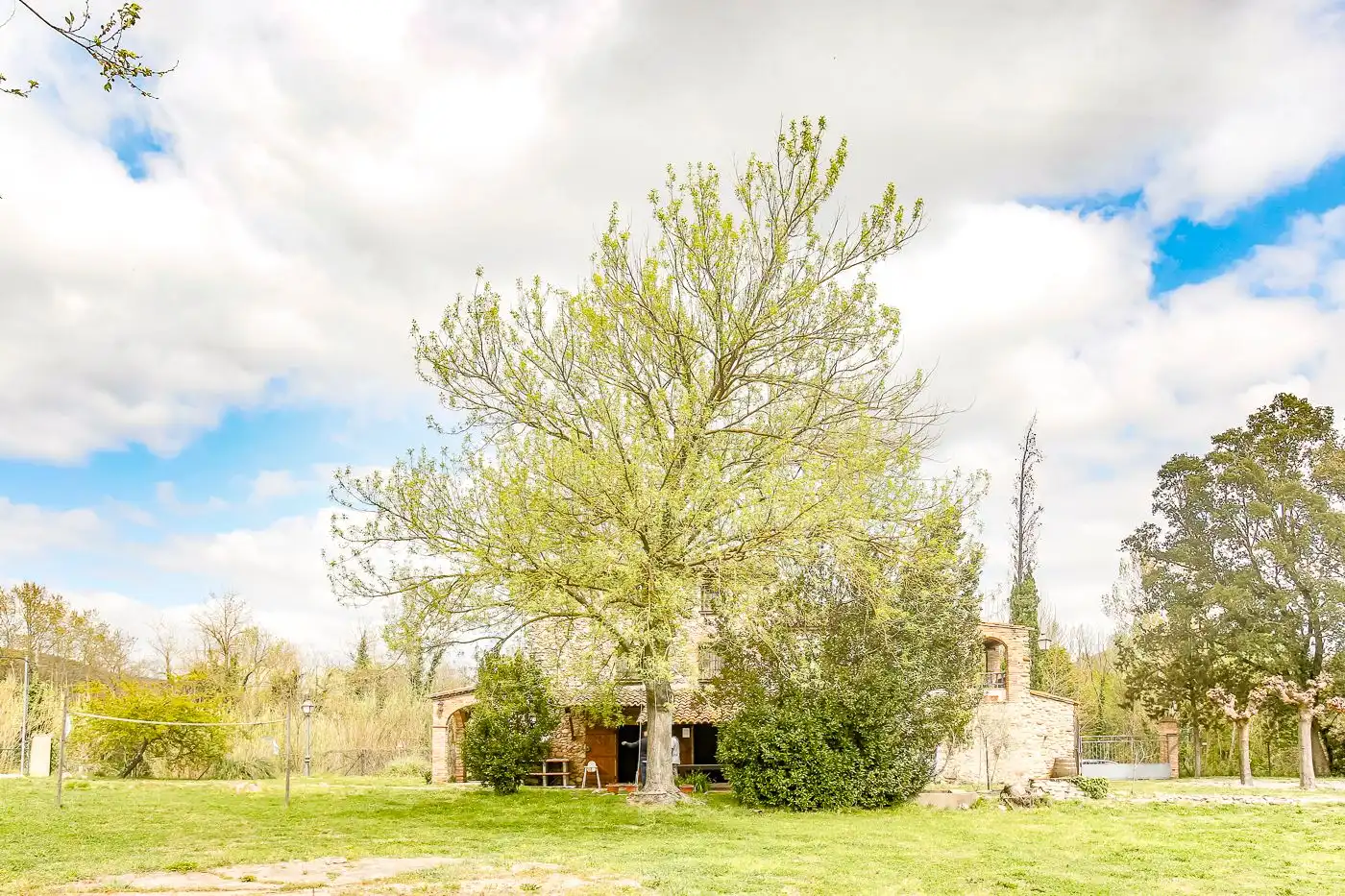 Vista exterior de Finca rústica en venda en La Cellera de Ter amb Jardí privat i Terrassa