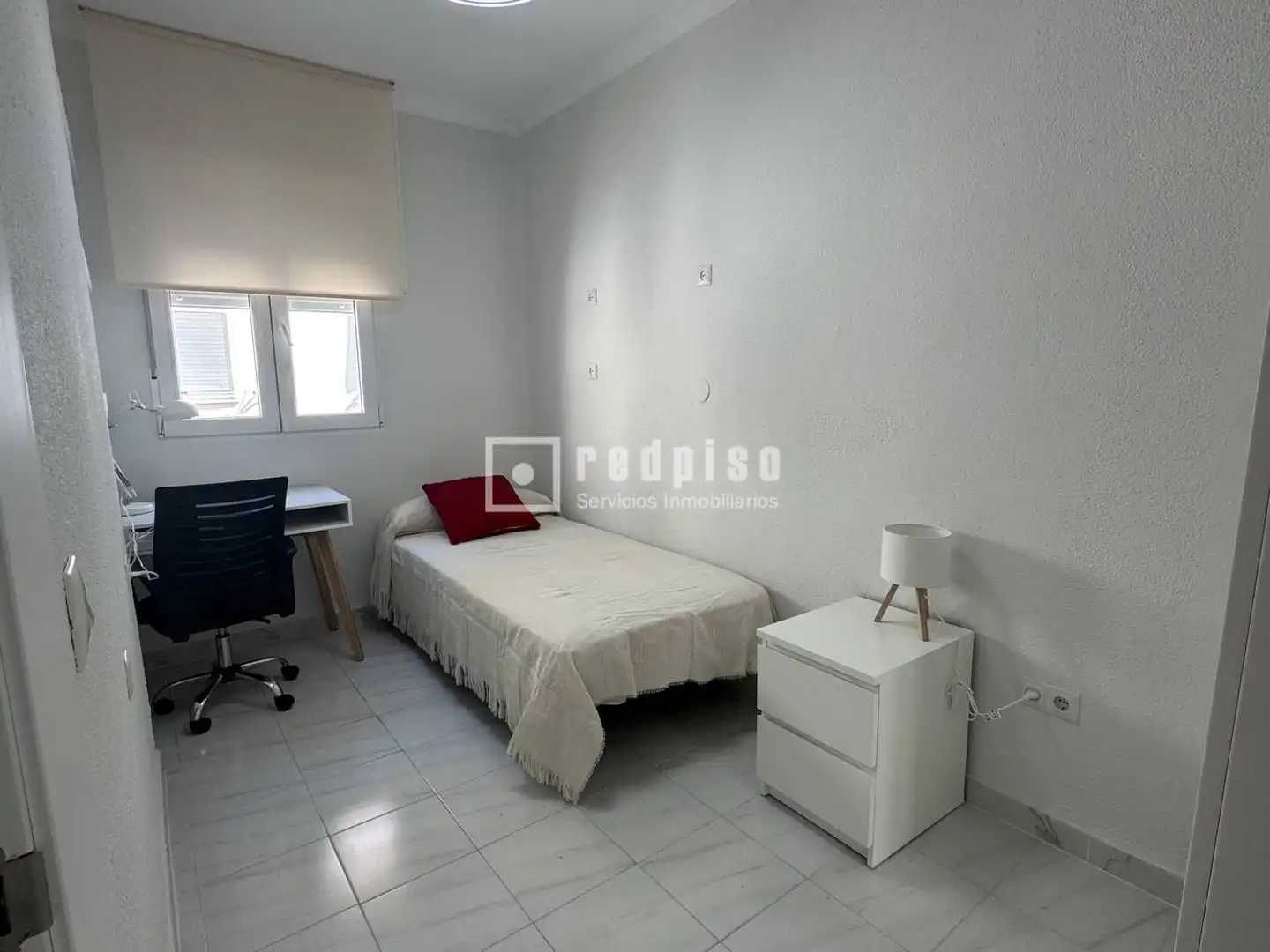 Bedroom of Flat for rent in Málaga  with Furnished and Alarm