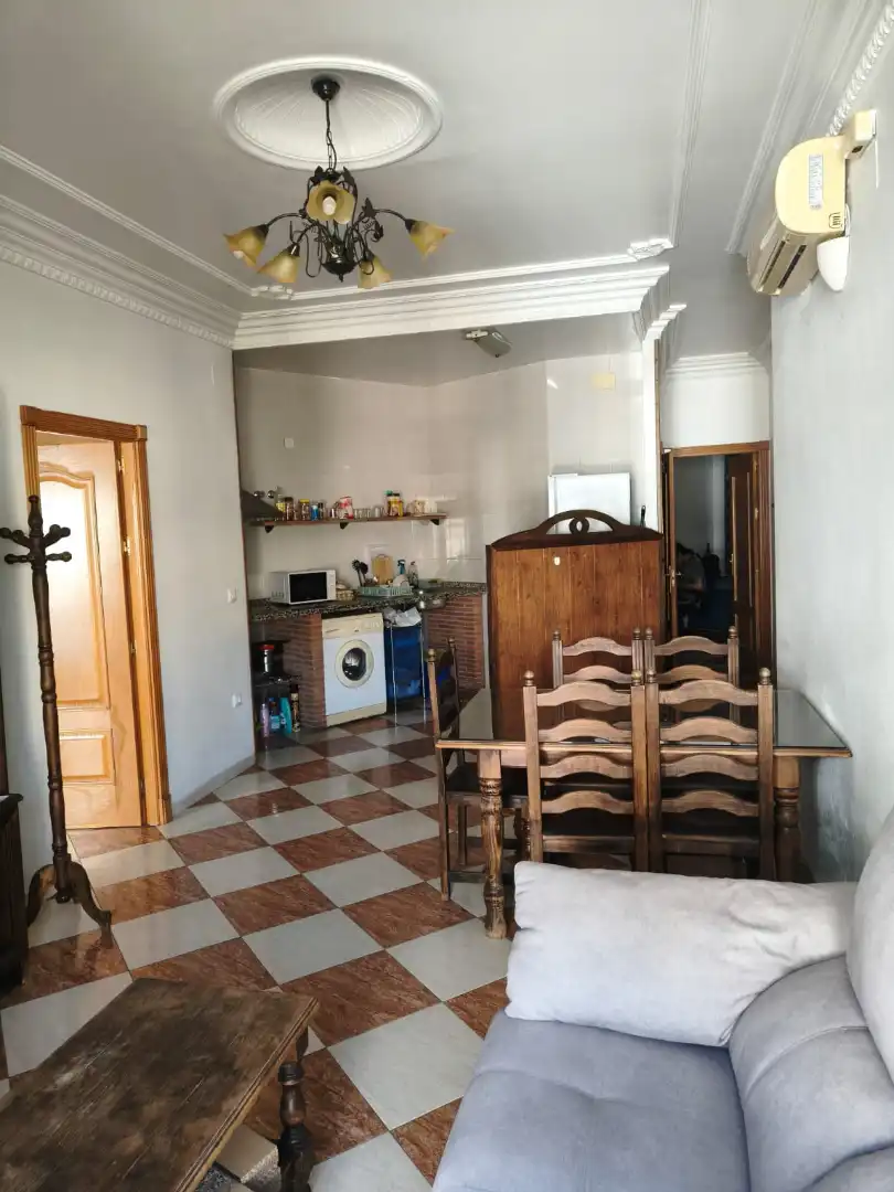 Cuina de Pis de lloguer en Granada amb Aire condicionat, Moblat i Rentadora