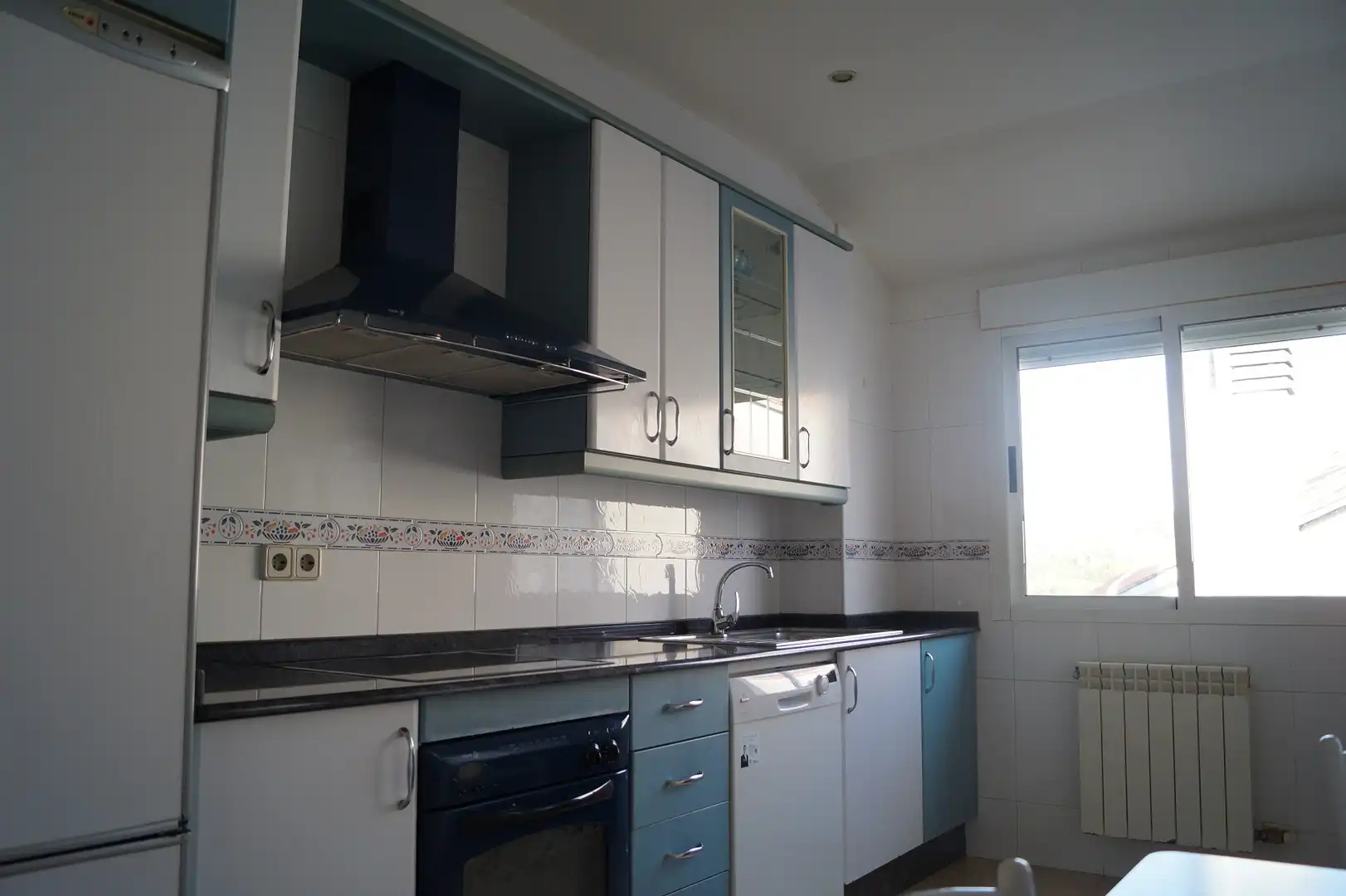 Cocina de Ático en venta en Boiro con Calefacción, Parquet y Trastero