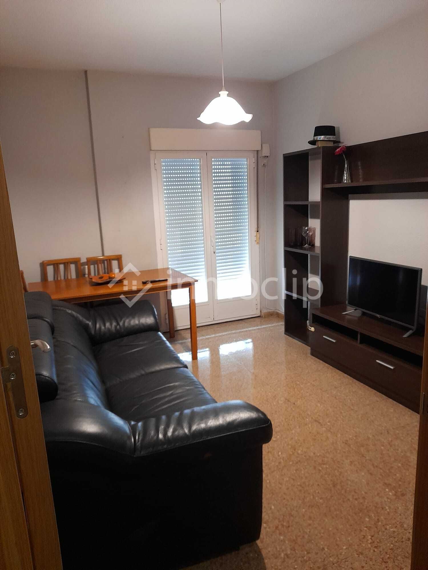 Piso de alquiler en DIEGO DE ALMAGRO, Garrido Sur