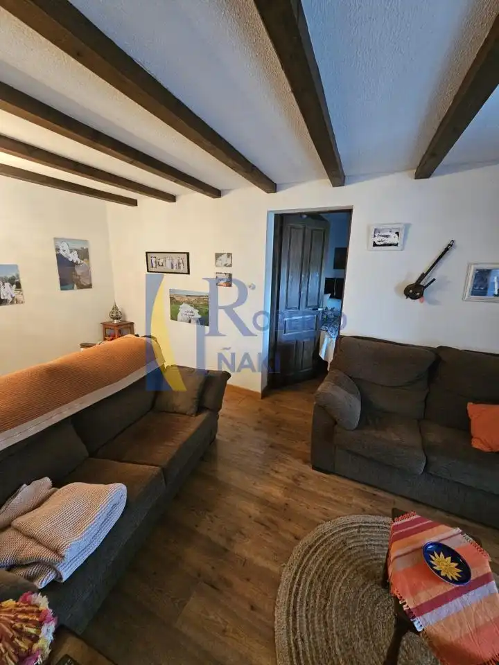 Sala de estar de Casa o chalet en venta en Cubillas de los Oteros con Calefacción, Jardín privado y Piscina