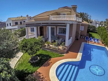 Villa avec piscine à vendre à La Mata