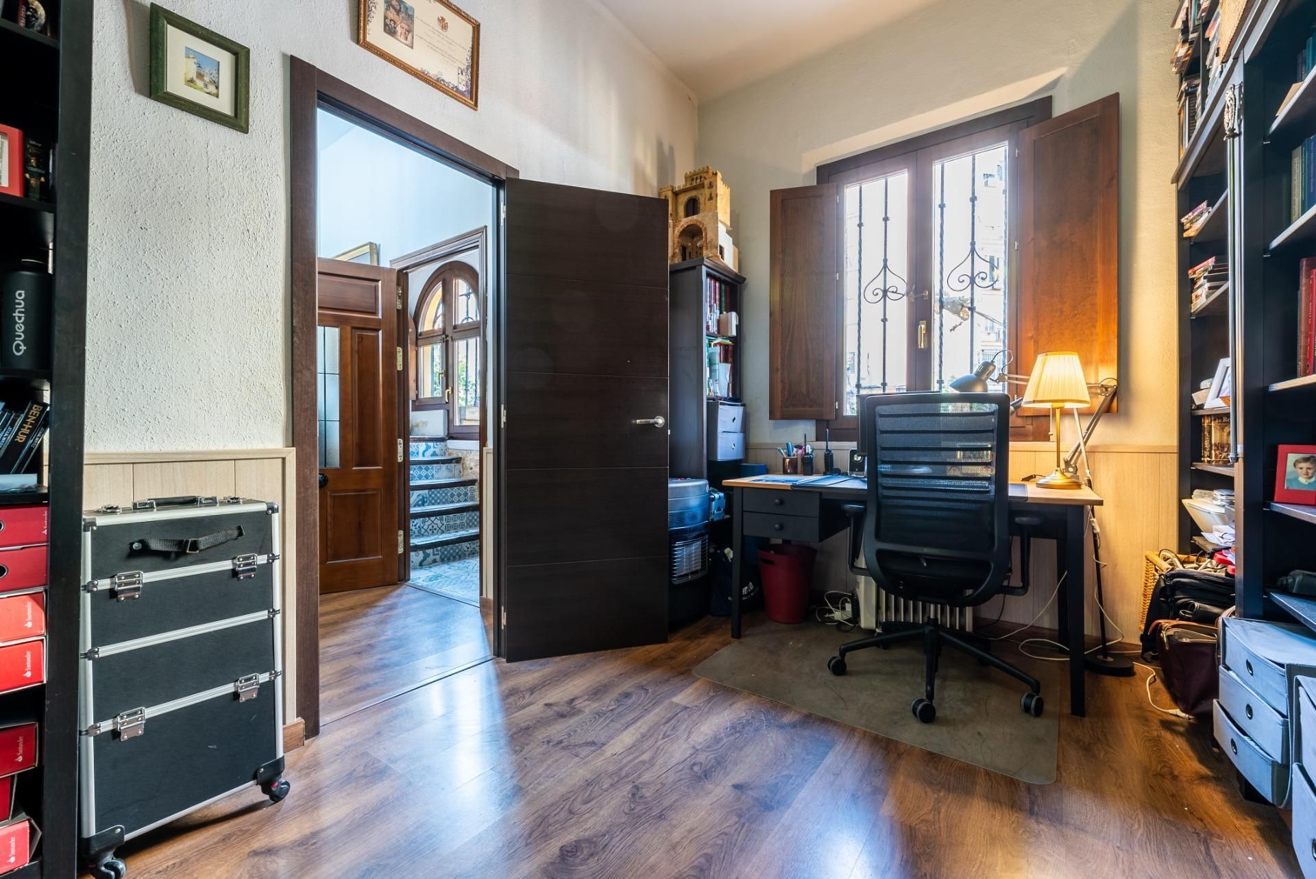 House or chalet for sale in  Sevilla Capital  with Air Conditioner, Heating and Terrace