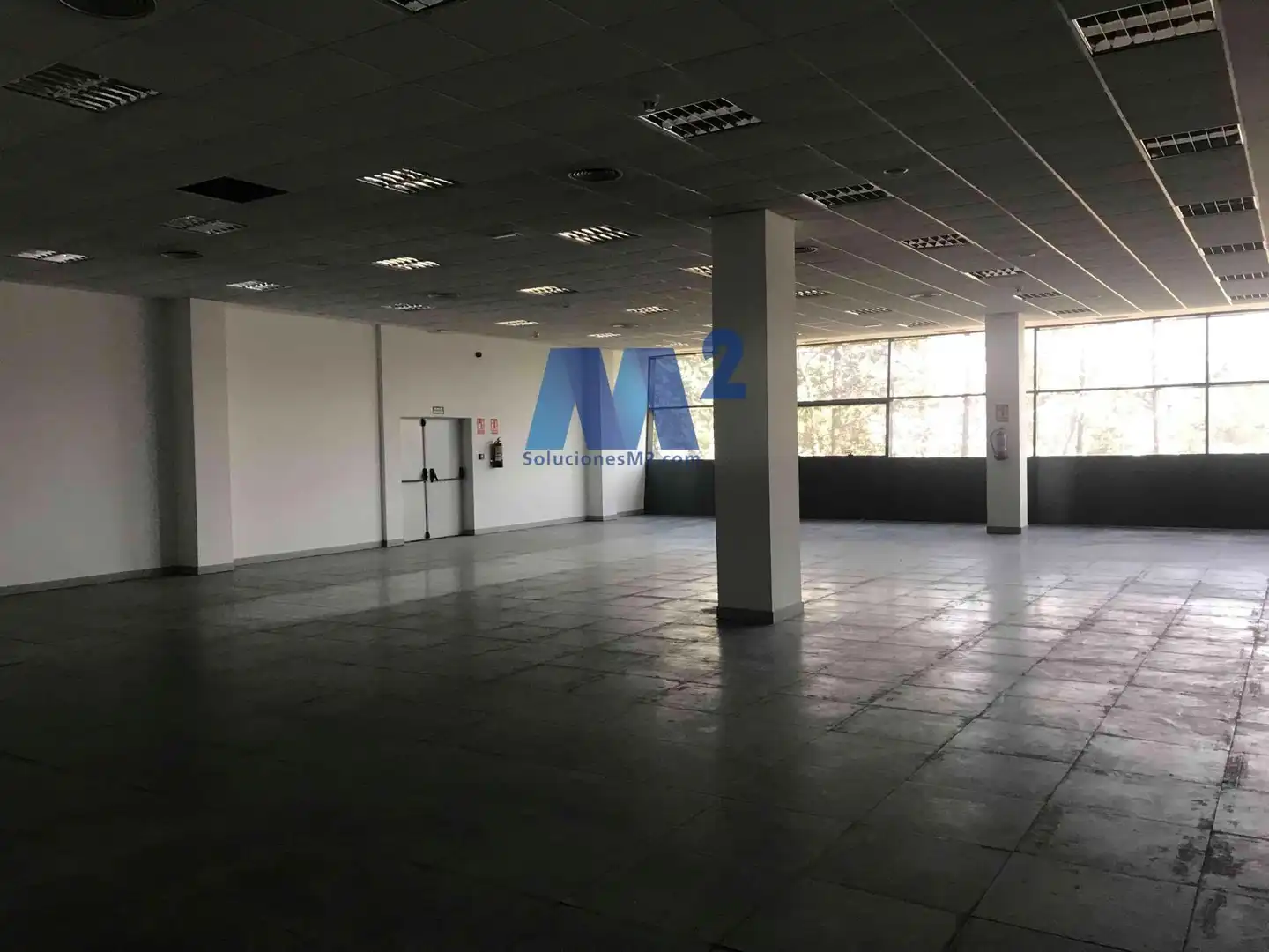 Oficina de alquiler en Valportillo Primera, Zona Industrial