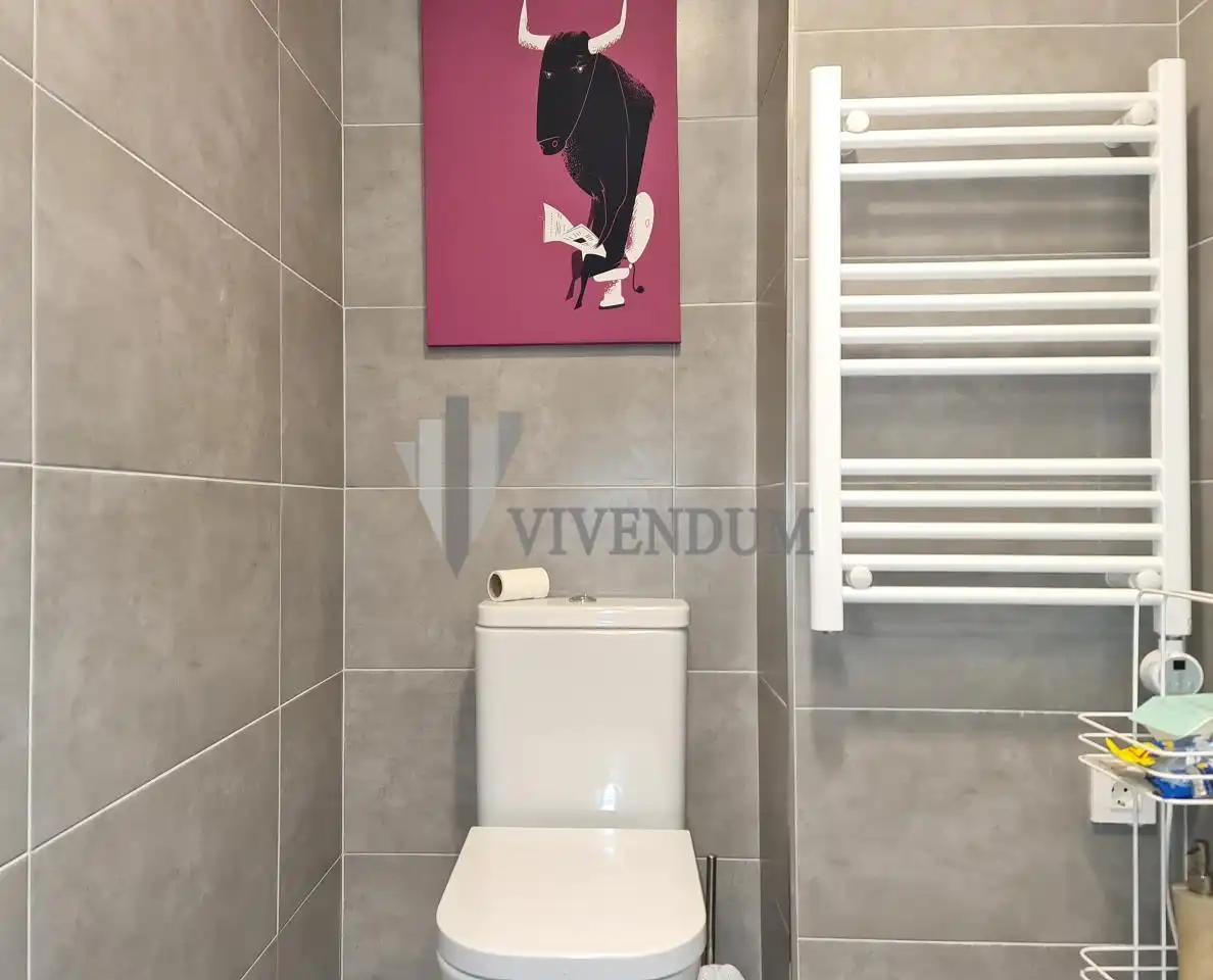 Badezimmer von Wohnungen zum Verkauf in Vigo  mit Heizung, Schwimmbad und Haustechnik