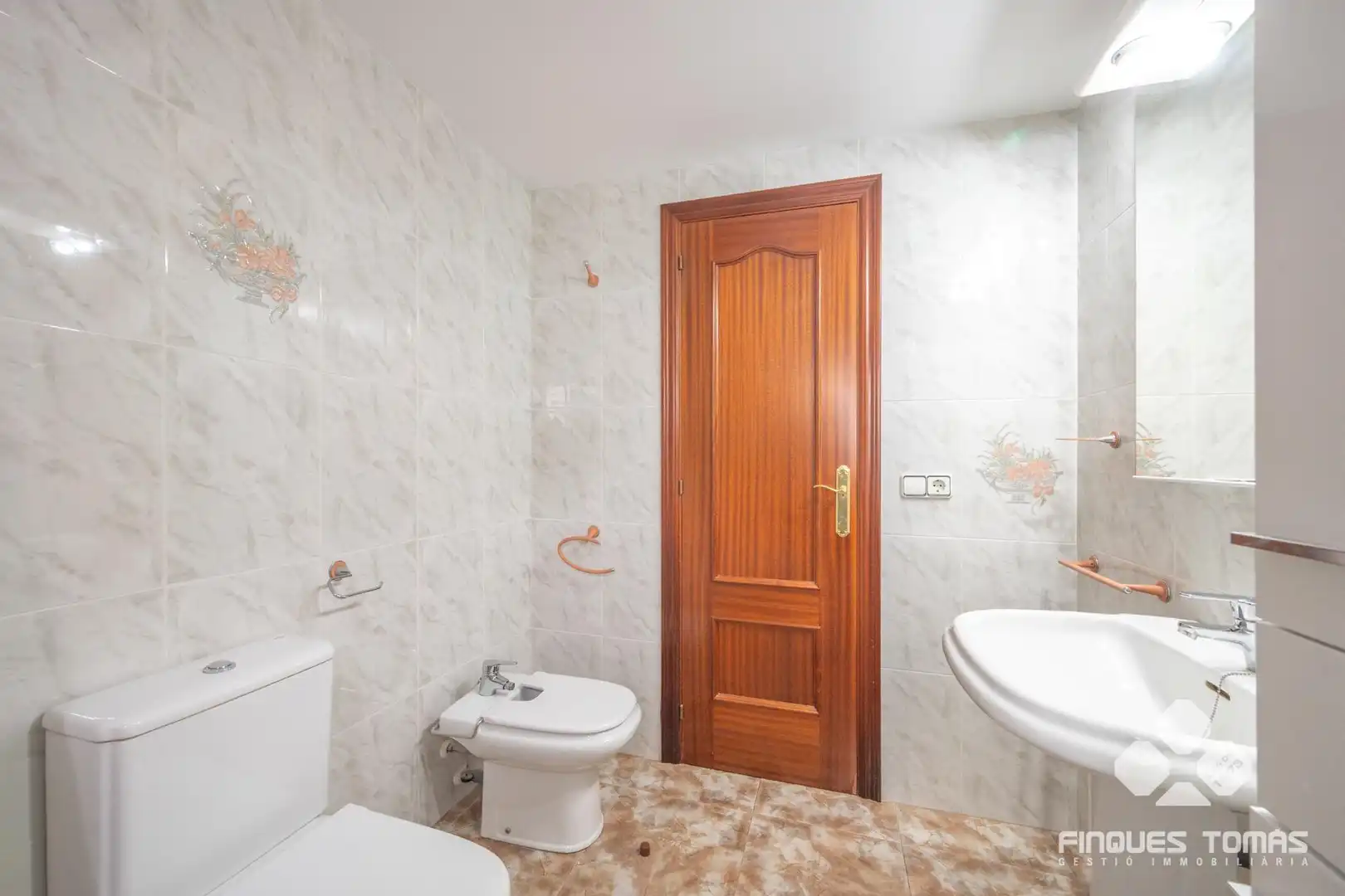 Bathroom of Flat for sale in Calafell  with Terrace, Storage room and Furnished