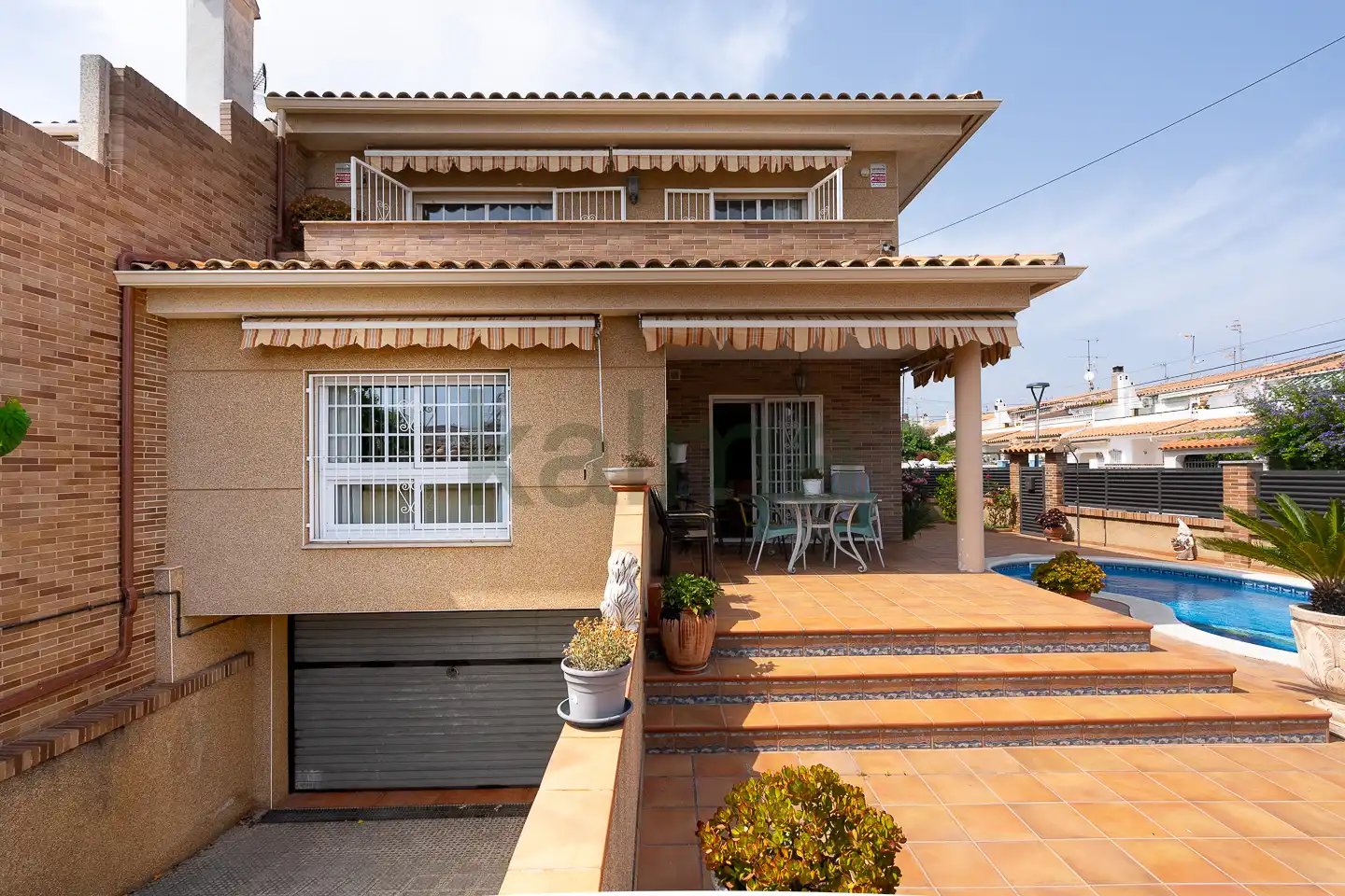 Casa adosada en venda a Carrer de la Sínia, Cunit Residencial