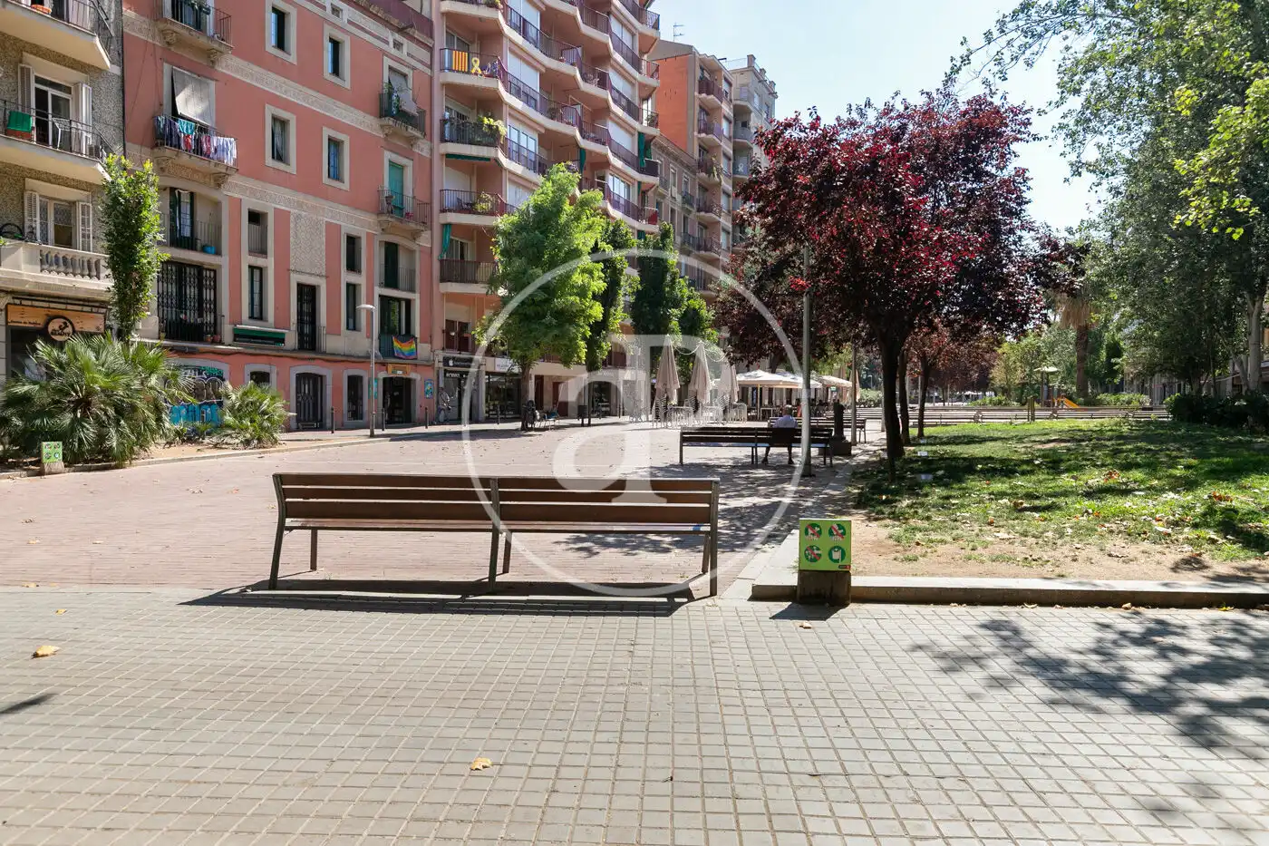Außenansicht von Wohnung zum Verkauf in Barcelona mit Klimaanlage und Heizung
