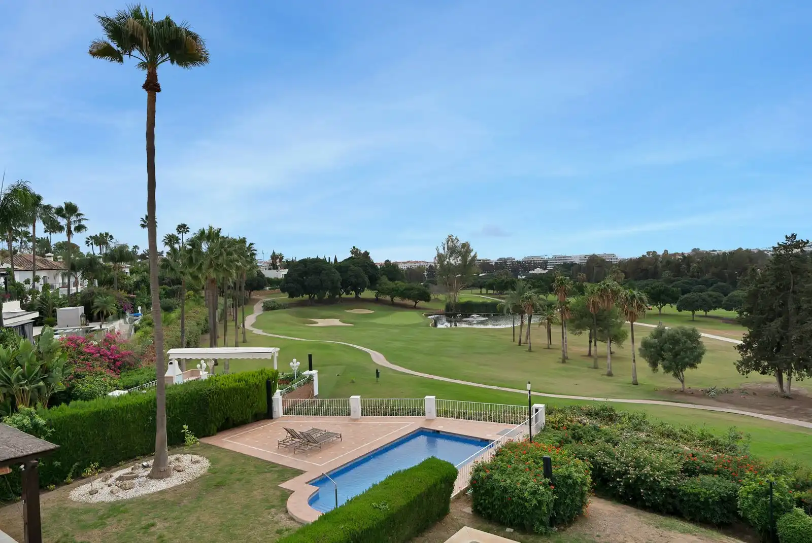 Apartment mit Terrasse zum Verkauf in Nueva Andalucía, imagen 37