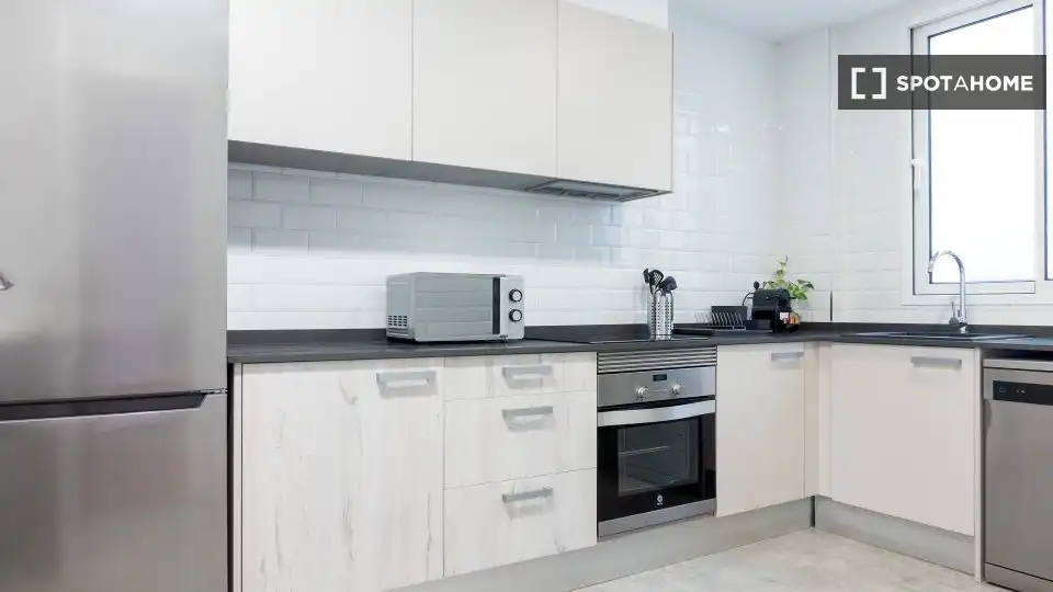 Flat with terrace to rent in L'Eixample, imagen 8