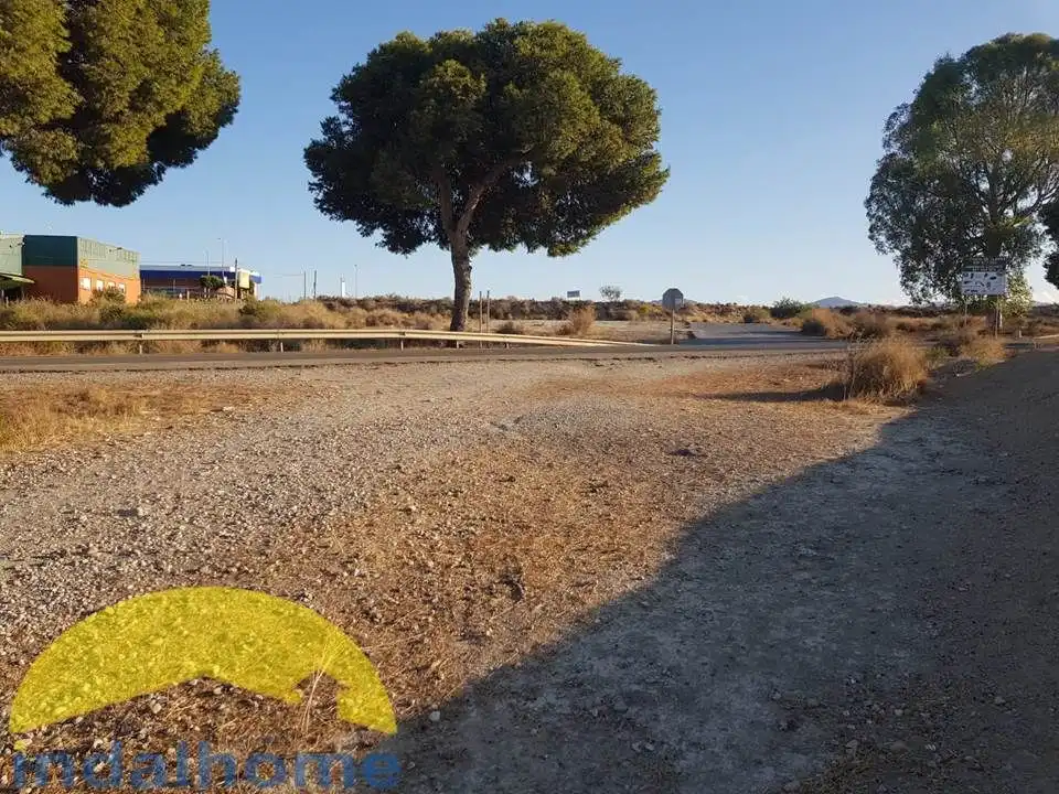 Terrenos y solares en venta en Golf Valle Este, imagen 7