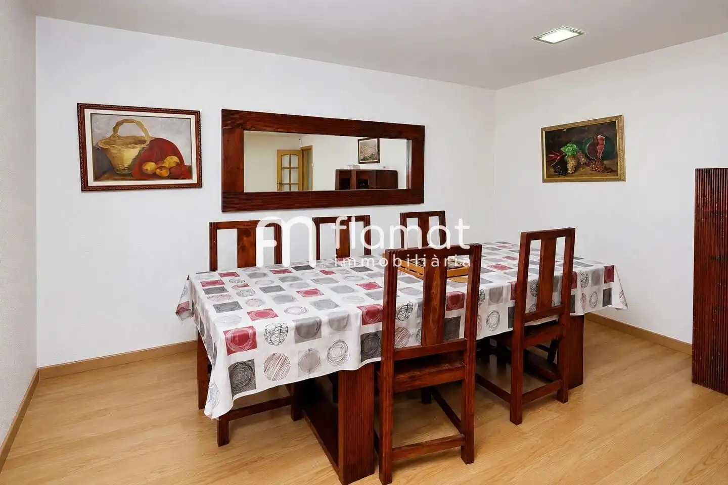 Dining room of Flat for sale in Santa Coloma de Gramenet  with Air Conditioner, Furnished and Balcony