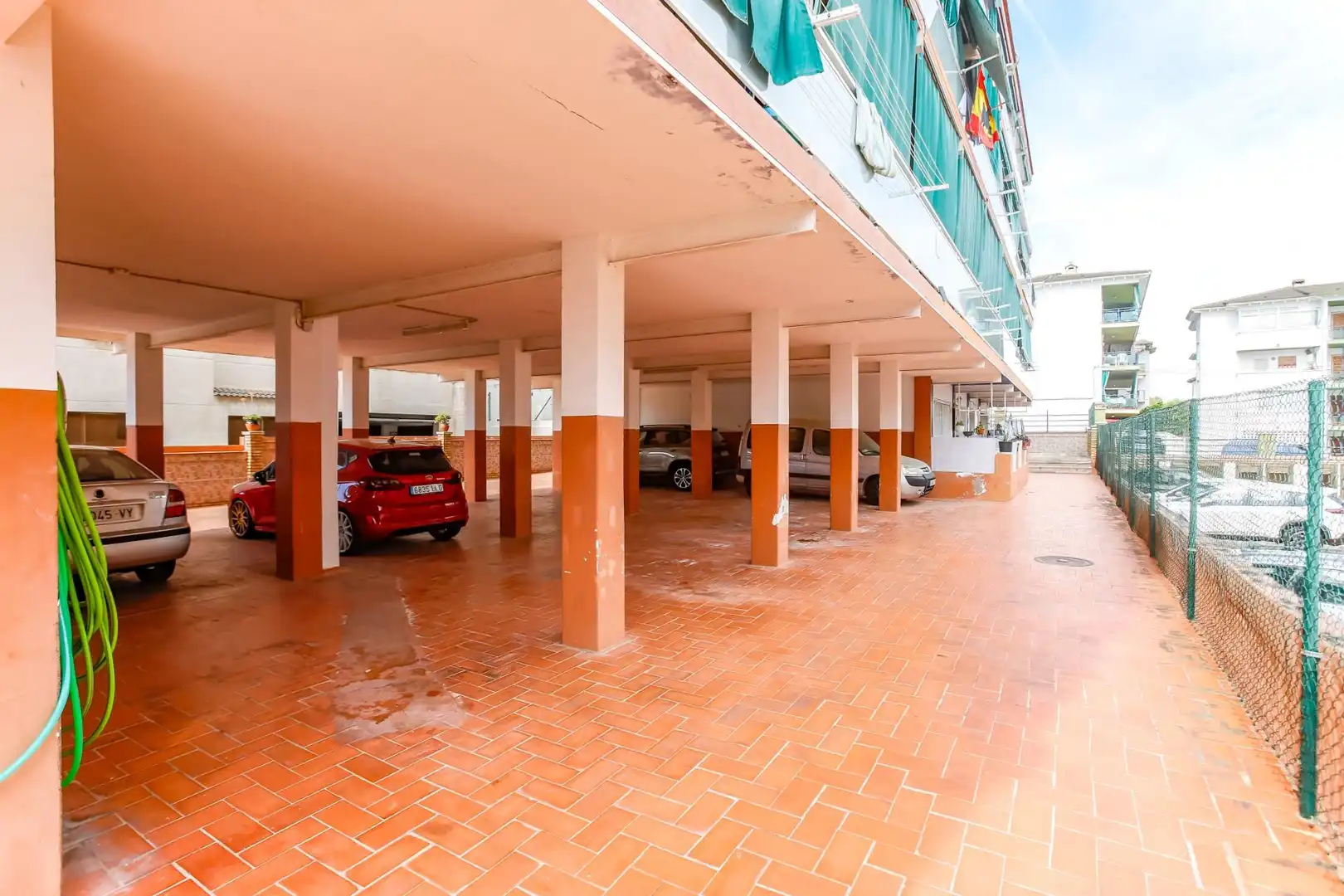 Aparcament de Pis en venda en Cunit amb Calefacció, Parquet i Terrassa