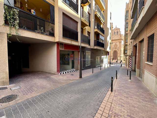Local comercial en Venta en Vicente Lunell, 1 en San José