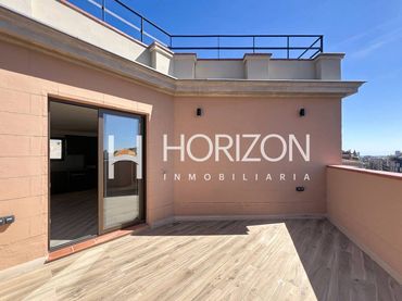Penthouse mit Aufzug zum Verkauf in Calle Provenza