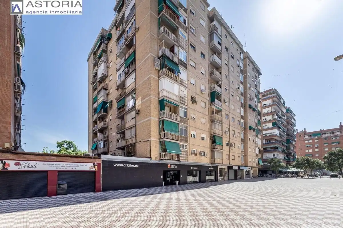 Piso con ascensor en venta en Calle REINA MORA, imagen 21