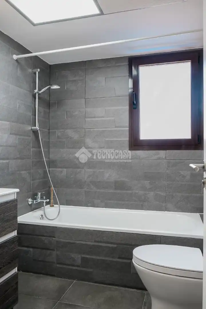 Bathroom of Detached homes for sale in Arroyomolinos (Madrid)  with Air Conditioner, Heating and Private garden