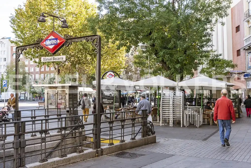 Außenansicht von Maisonette zur Miete in Madrid mit Klimaanlage, Heizung und Möbliert