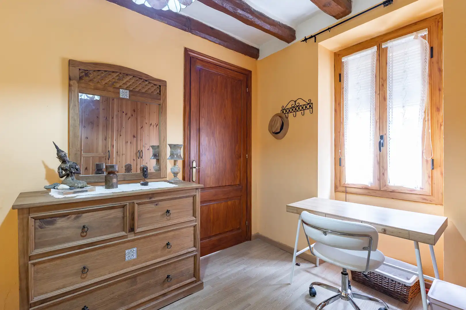 Habitación de Casa adosada en venta en Torrelavit con Calefacción y Terraza