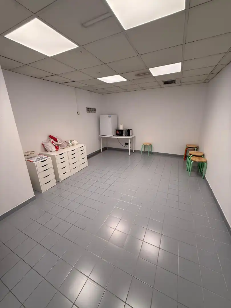 Commercial properties for rent in Esparreguera  with Air Conditioner and Heating