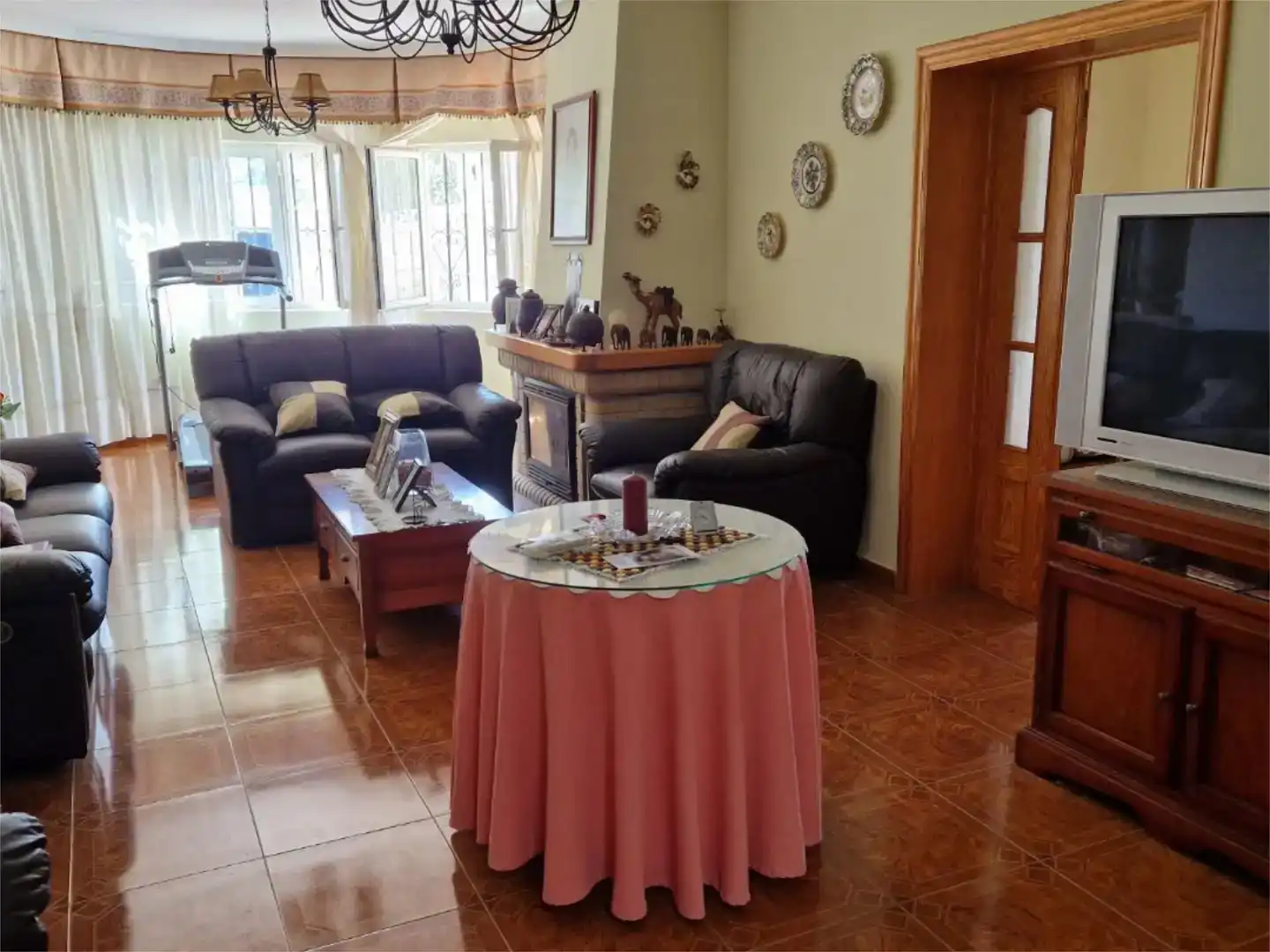 Sala d'estar de Casa o xalet en venda en Roquetas de Mar amb Aire condicionat i Balcó