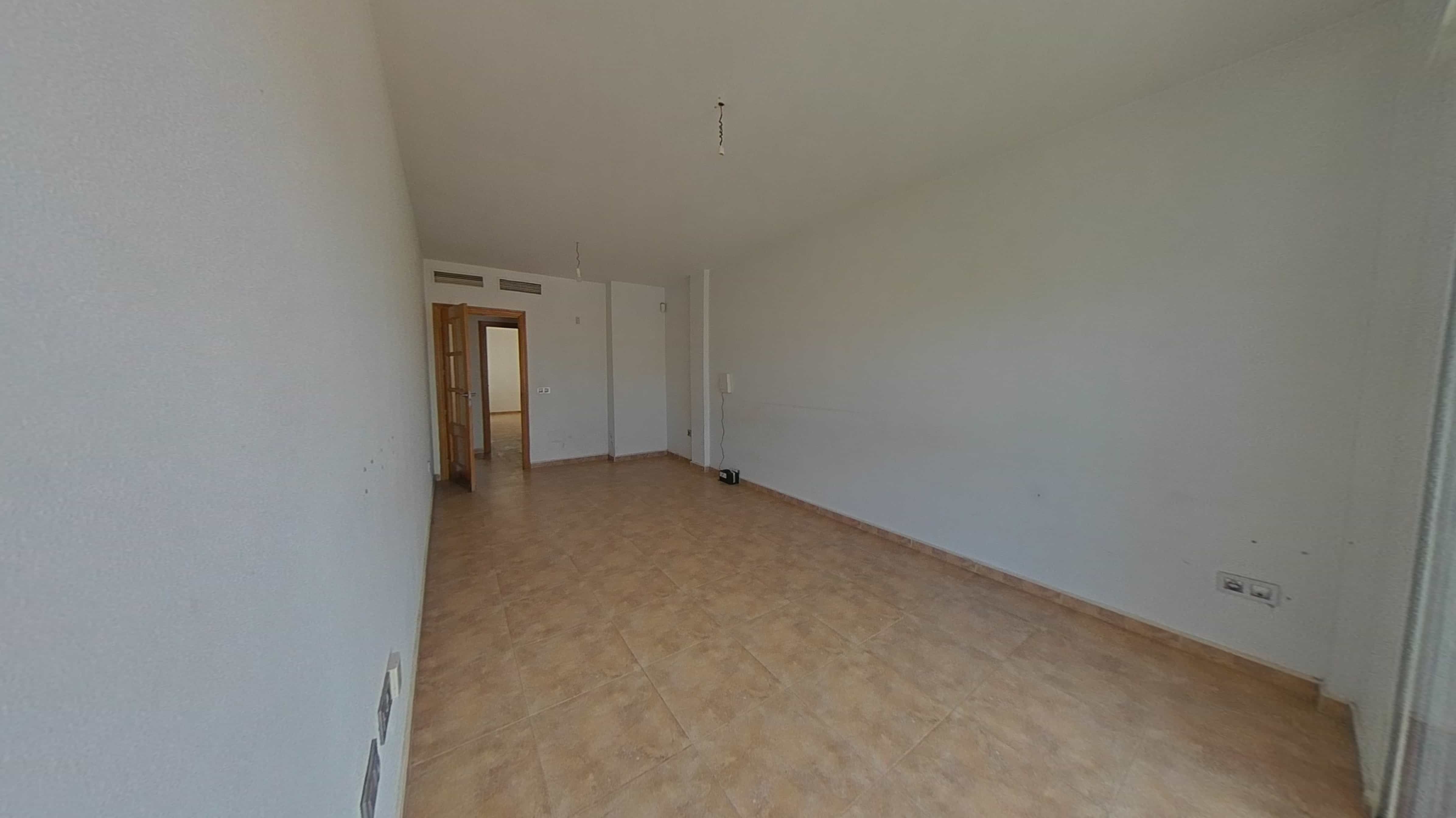 Flat for sale in Ceutí  with Air Conditioner and Balcony