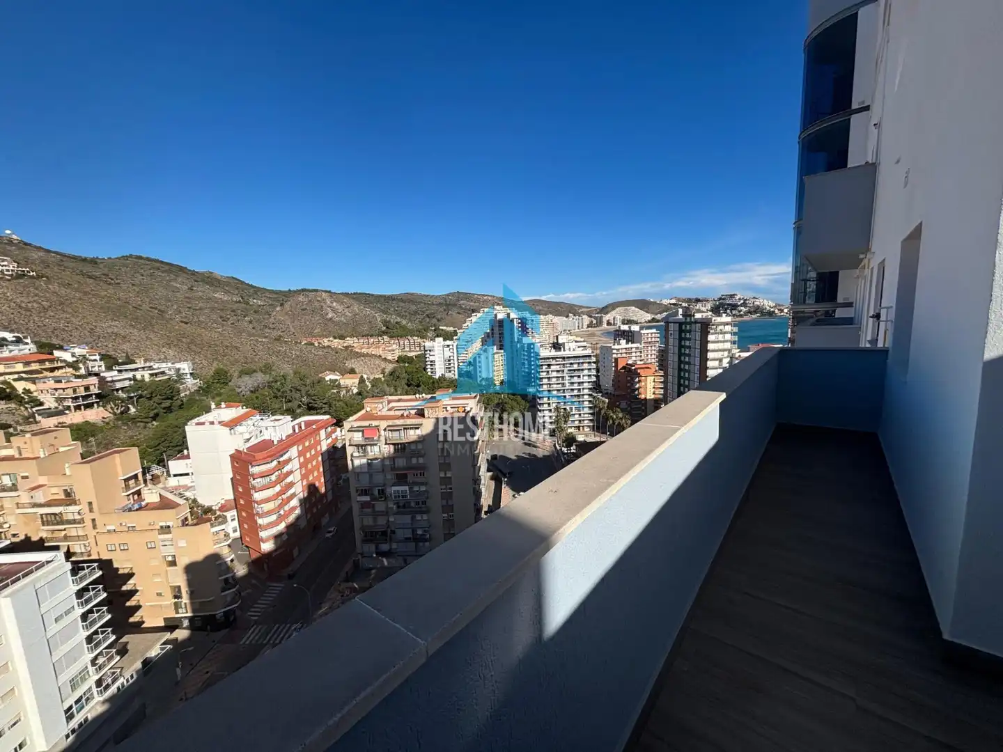 Vista exterior de Àtic en venda en Cullera amb Terrassa, Moblat i Piscina comunitària