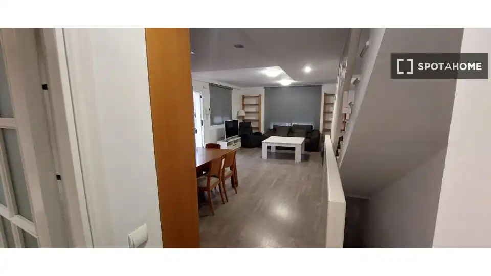 Piso de alquiler en Bétera con Aire acondicionado, Calefacción y Amueblado