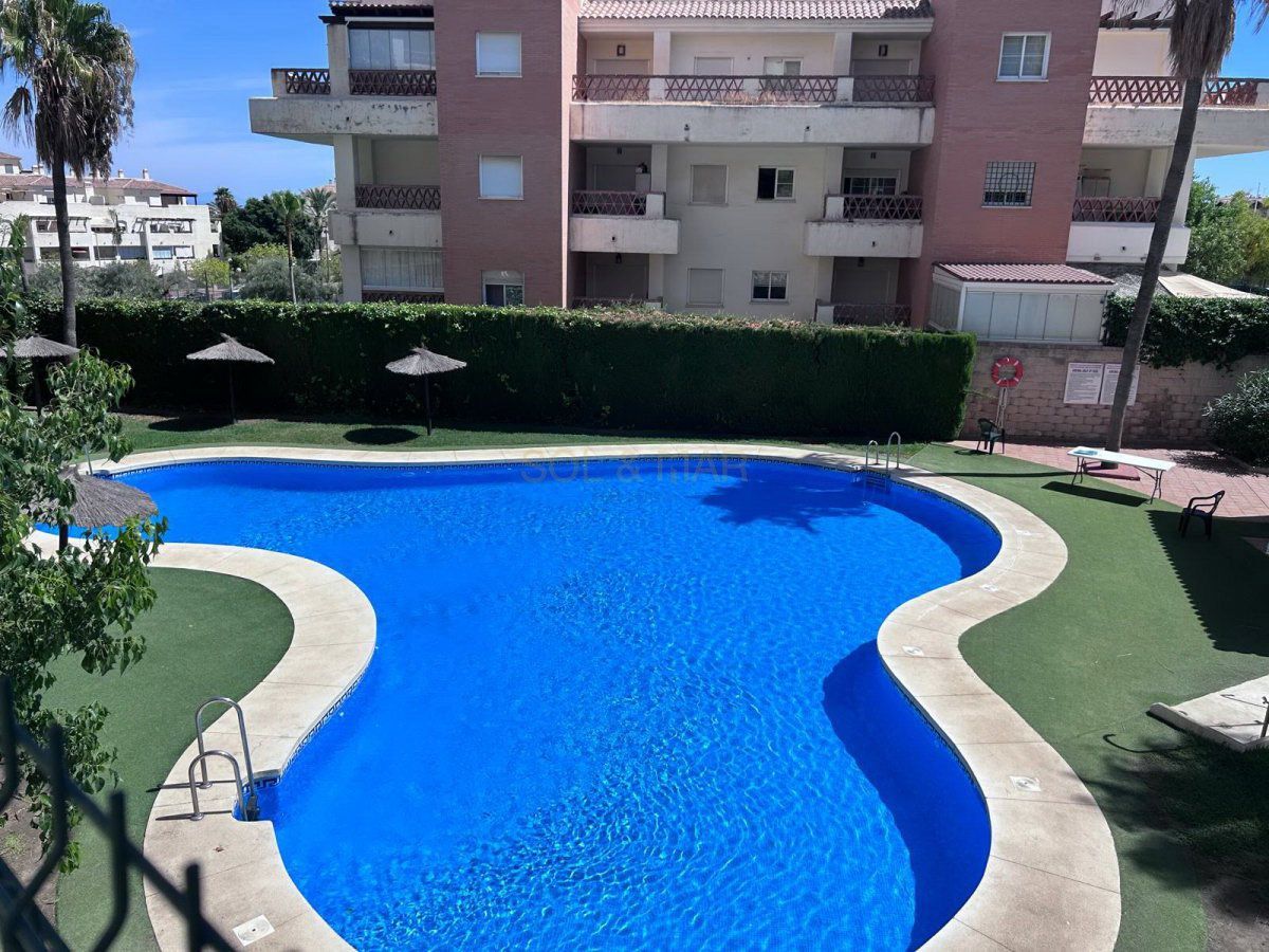 Piscina de Pis en venda en Benalmádena amb Aire condicionat, Calefacció i Terrassa