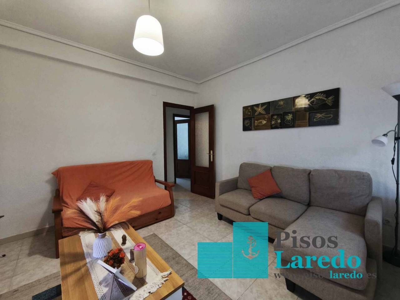 Sala de estar de Piso en venta en Laredo con Calefacción, Jardín privado y Parquet