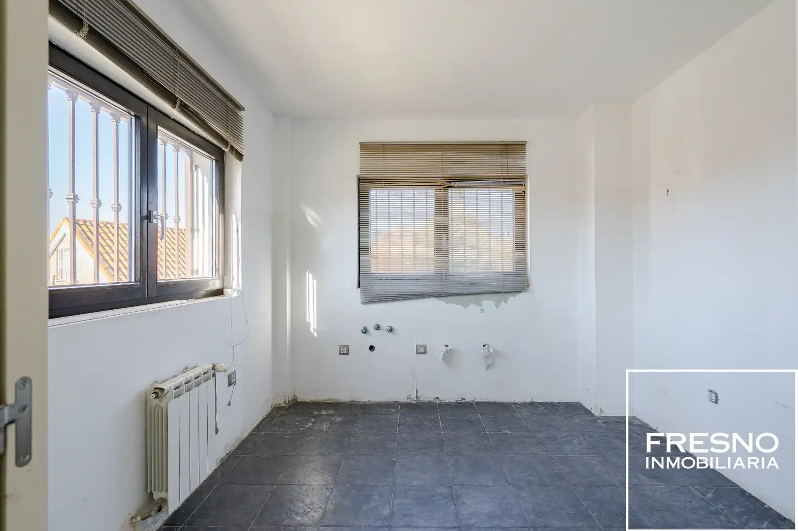Habitación de Casa o chalet en venta en Cobeña con Calefacción, Jardín privado y Trastero