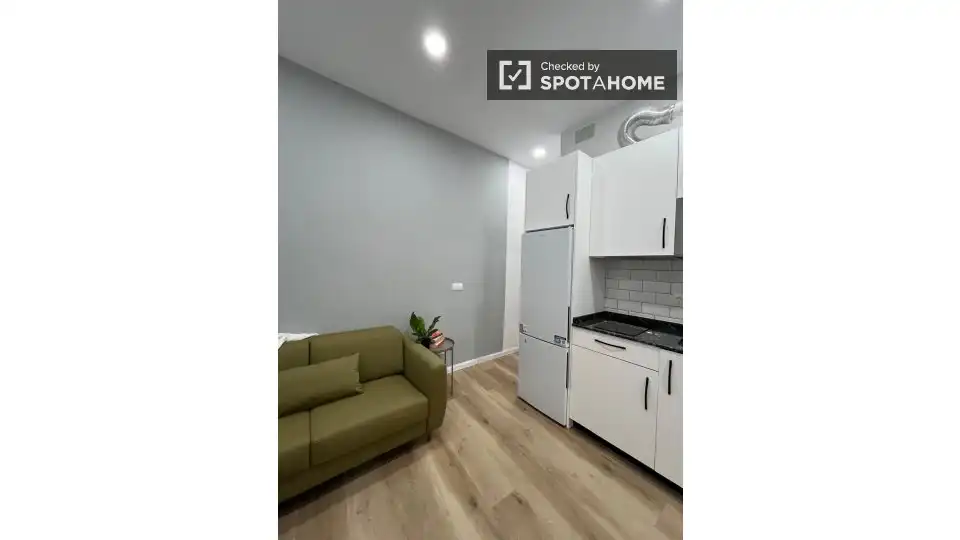 Vista exterior de Apartament per a compartir en Madrid amb Aire condicionat, Calefacció i Terrassa