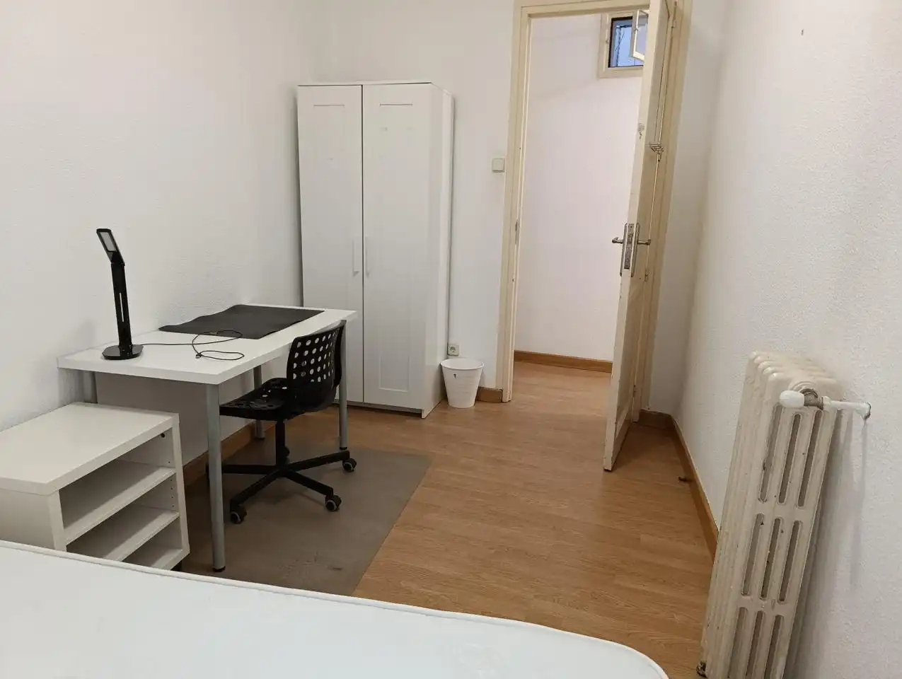 Habitación de Planta baja en venta en Madrid