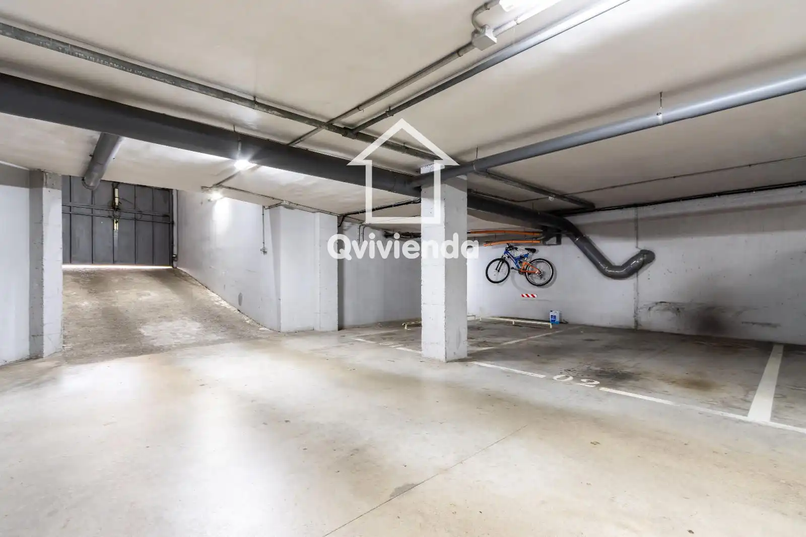 Parkplatz von Maisonette zum Verkauf in Parets del Vallès mit Klimaanlage, Heizung und Terrasse