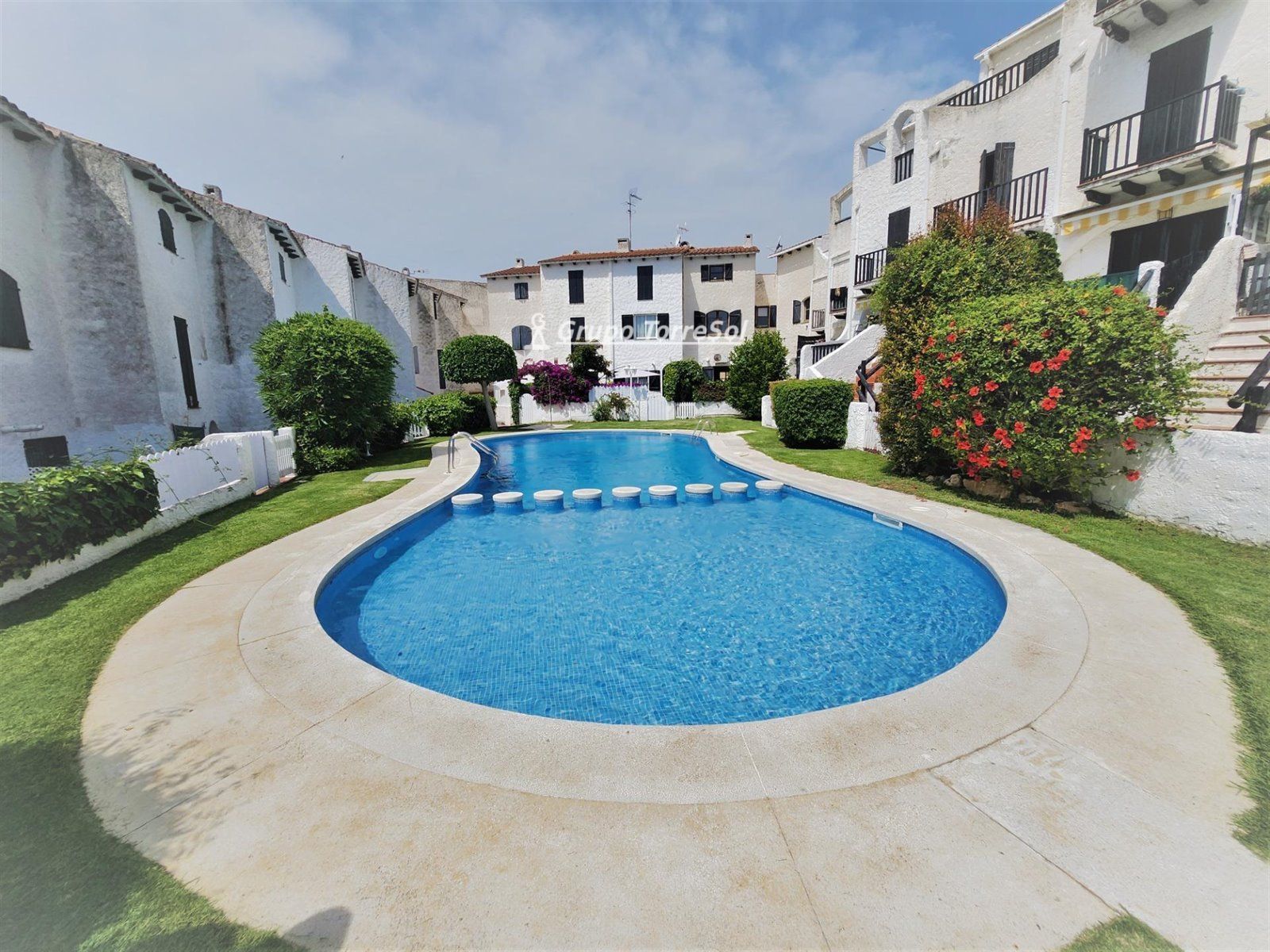Swimming pool of Single-family semi-detached for sale in Torredembarra  with Air Conditioner, Heating and Terrace
