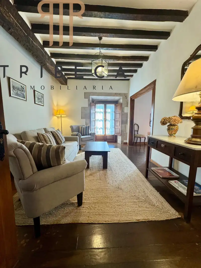 Wohnzimmer von Country house zum Verkauf in Valdáliga