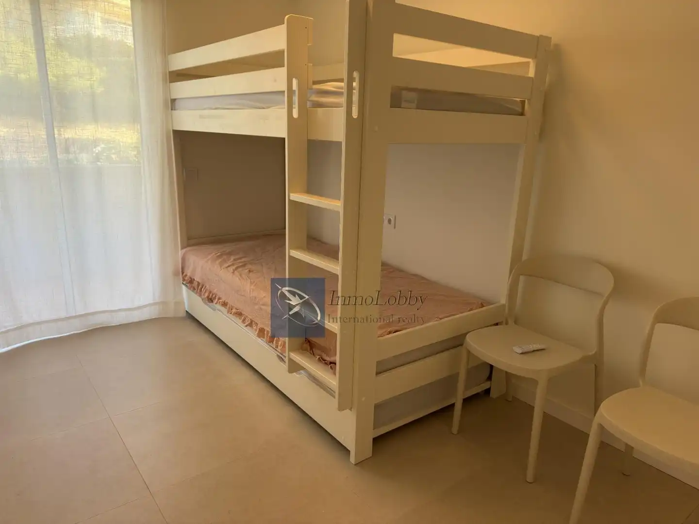 Dormitori de Apartament de lloguer en Castell d'Aro, Platja d'Aro i s'Agaró amb Aire condicionat, Calefacció i Terrassa