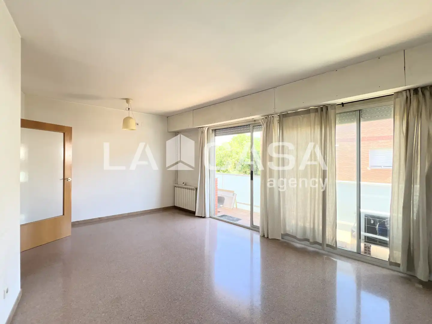 Sala de estar de Piso en venta en Badalona con Calefacción y Balcón