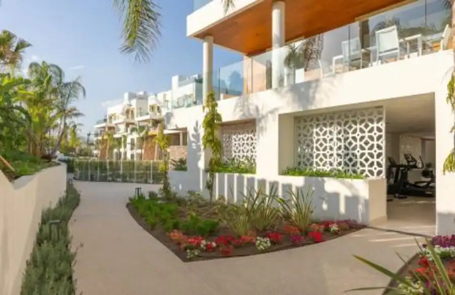 Ground floor for rent in Las Lomas de Río Verde