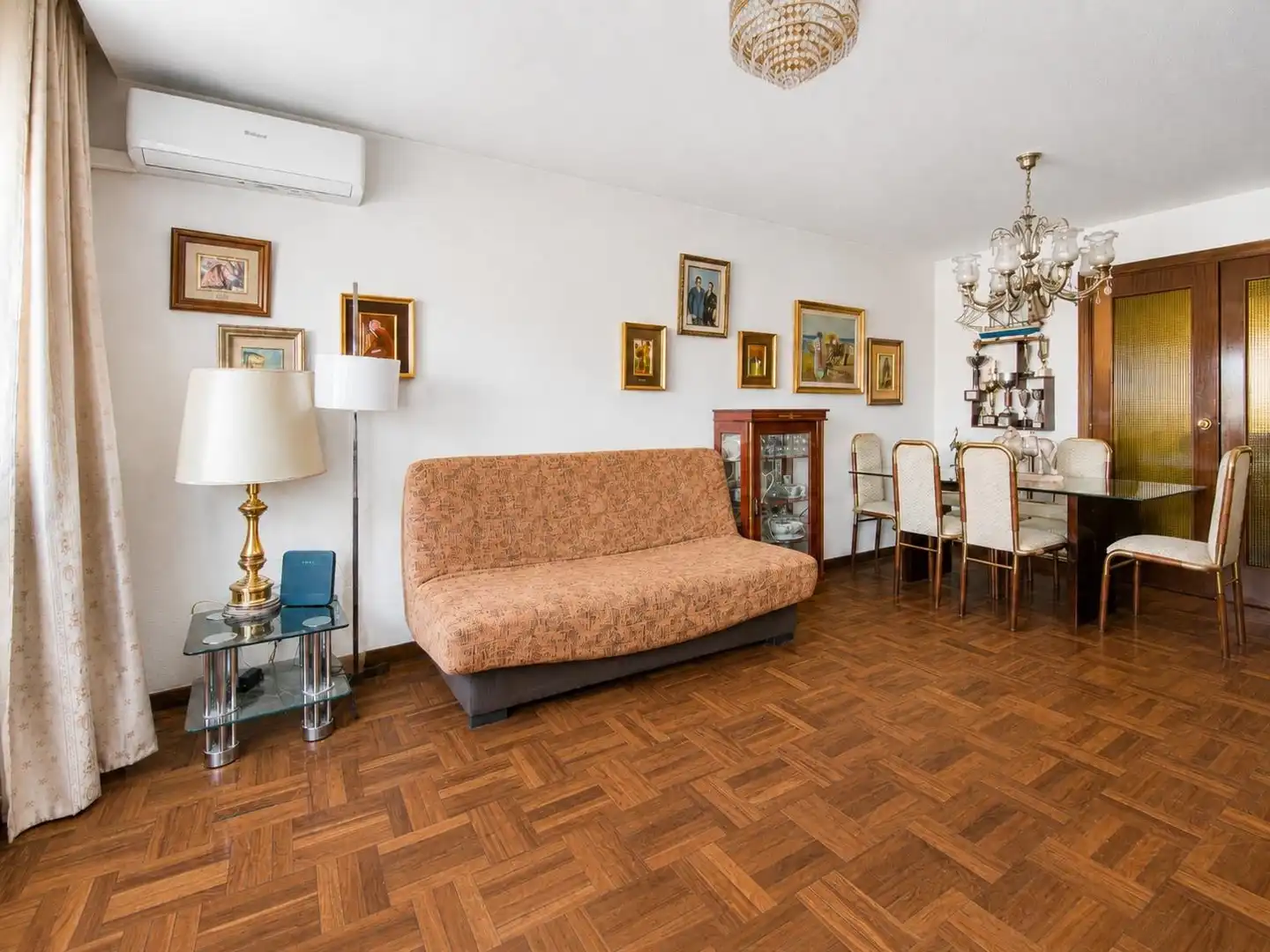 Living room of Flat for sale in Madrid  with Air Conditioner, Heating and Terrace