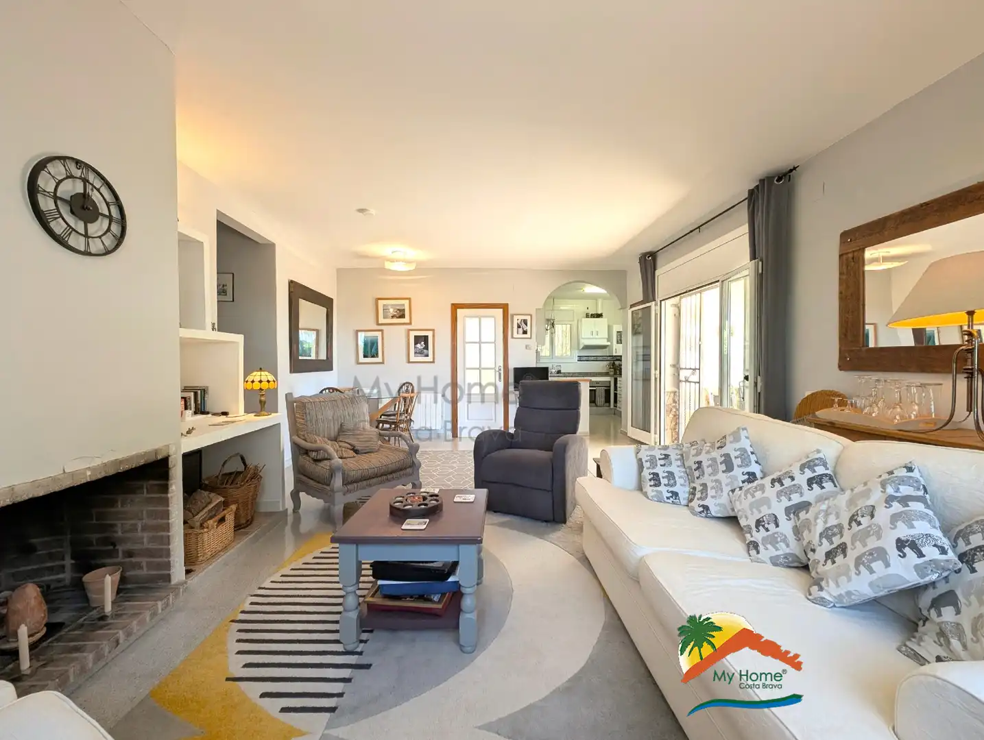 Wohnzimmer von Haus oder Chalet zum Verkauf in Lloret de Mar mit Heizung, Privatgarten und Terrasse