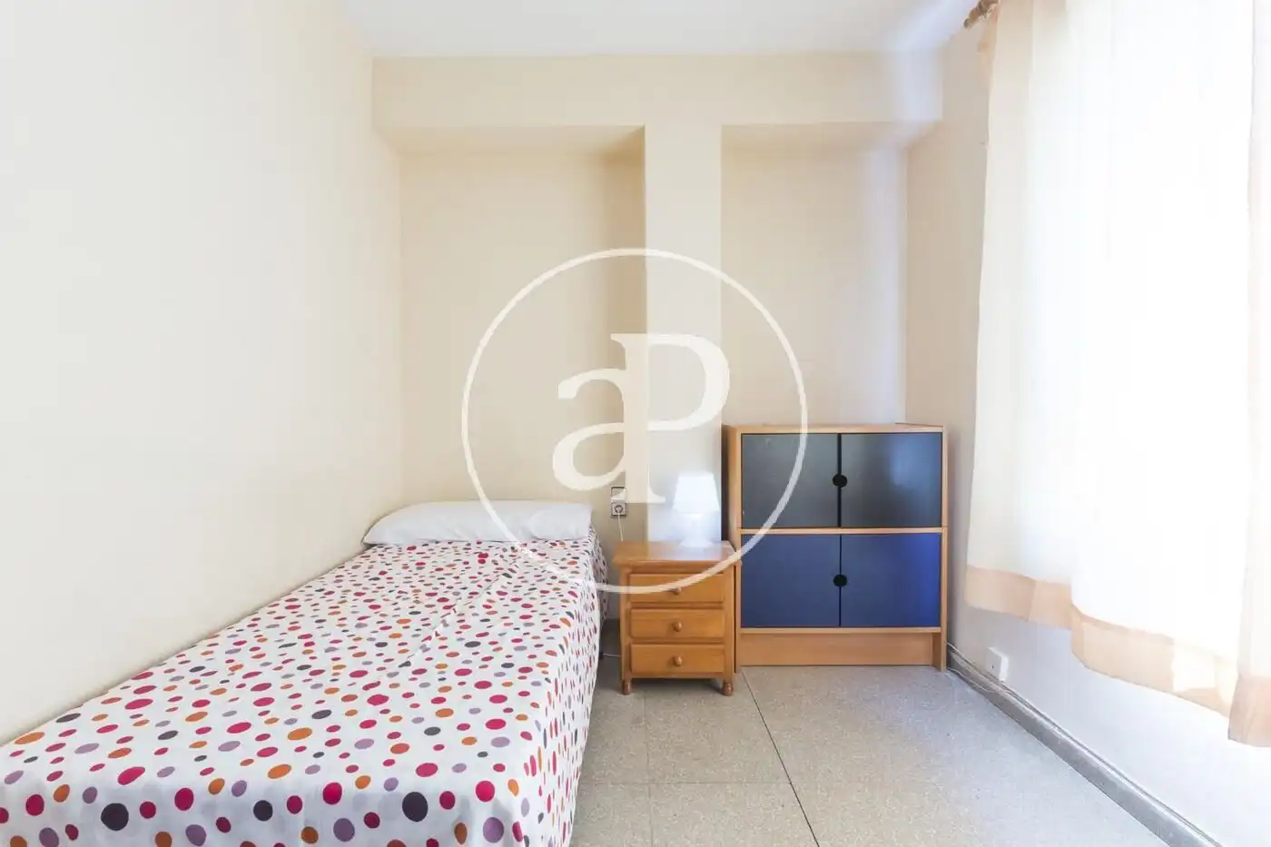 Flat for rent in Carrer de Xile, Mestalla