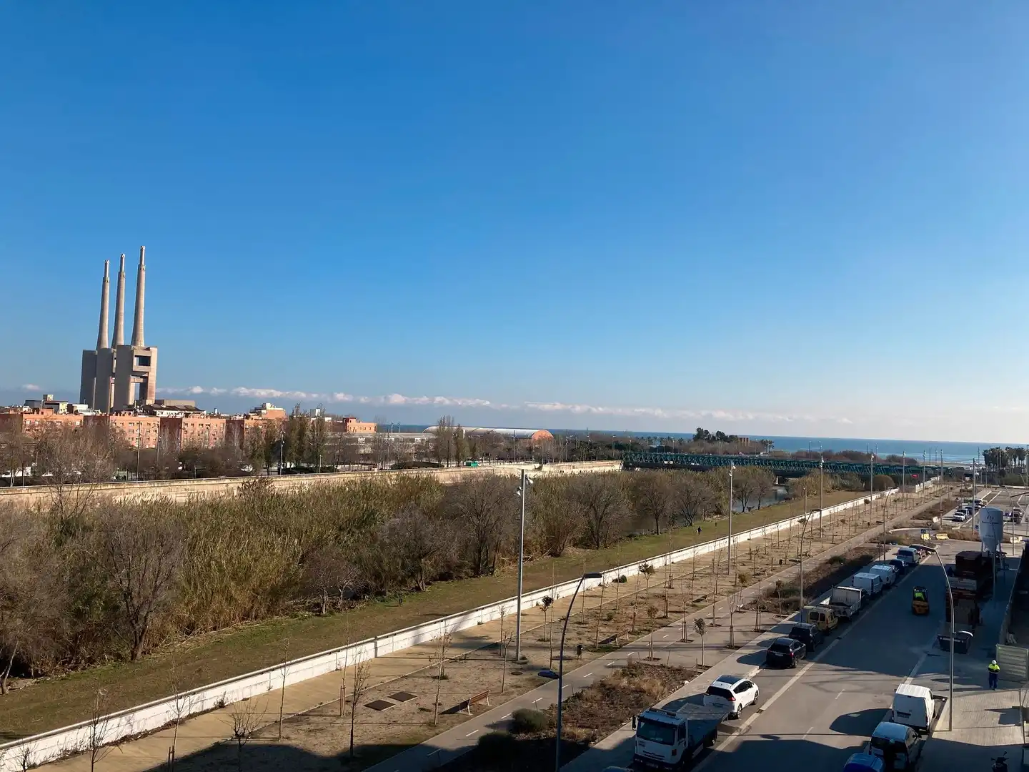 Vista exterior de Piso de alquiler en Sant Adrià de Besòs con Calefacción, Parquet y Terraza