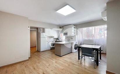 Kitchen of Flat for sale in  Madrid Capital  with Air Conditioner