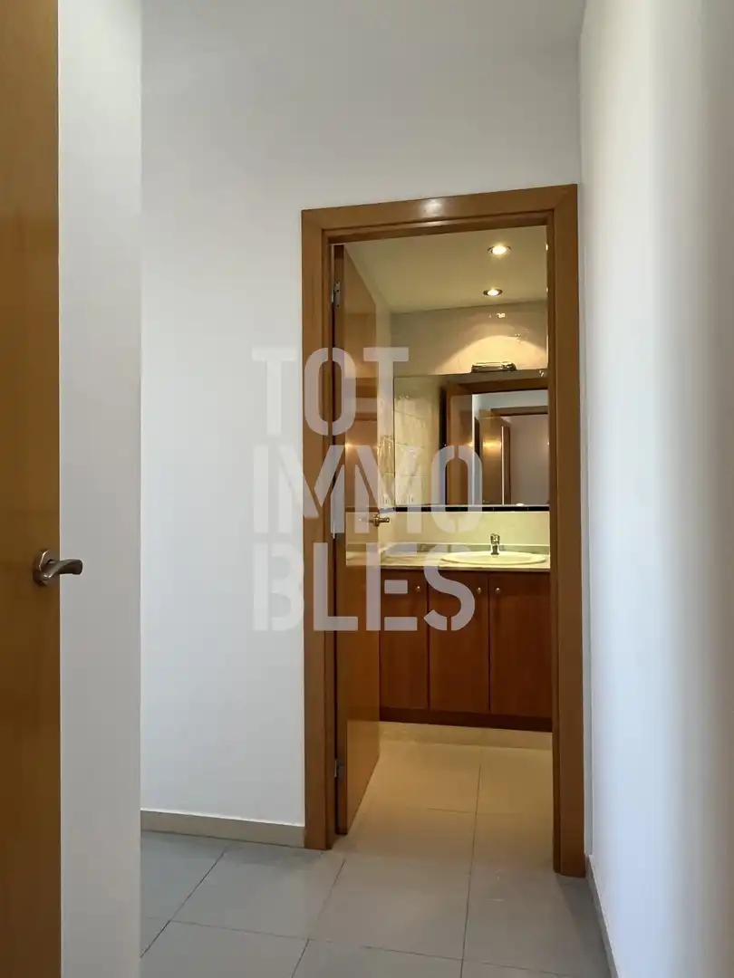 Bedroom of Flat for sale in Girona  with Heating, Terrace and Swimming Pool