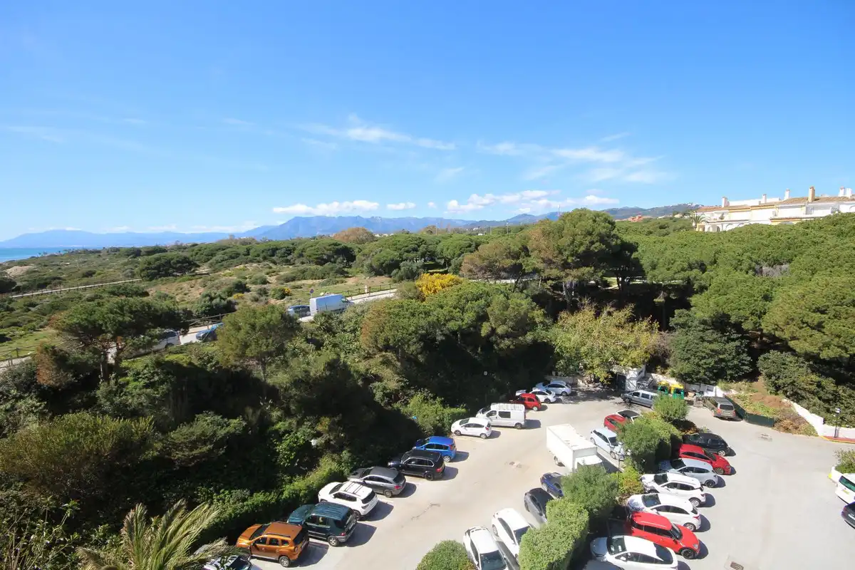 Aparcament de Apartament en venda en Marbella amb Aire condicionat, Moblat i Piscina comunitària