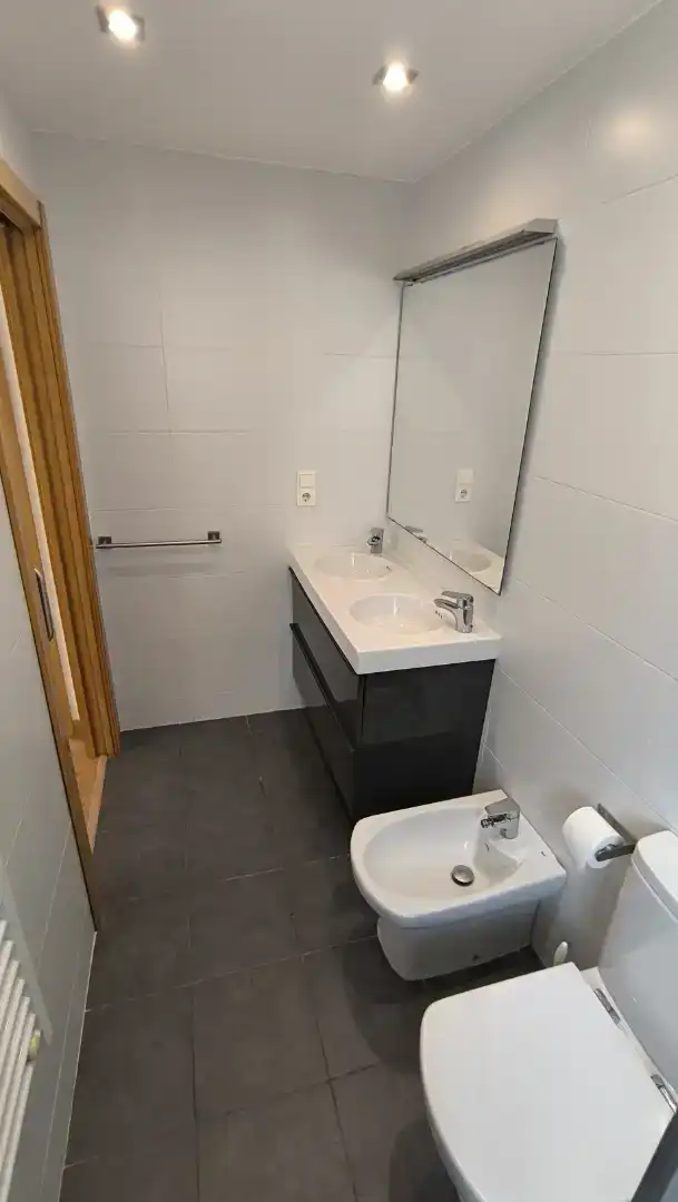 Bany de Casa o xalet en venda en Sant Cugat del Vallès amb Aire condicionat i Piscina