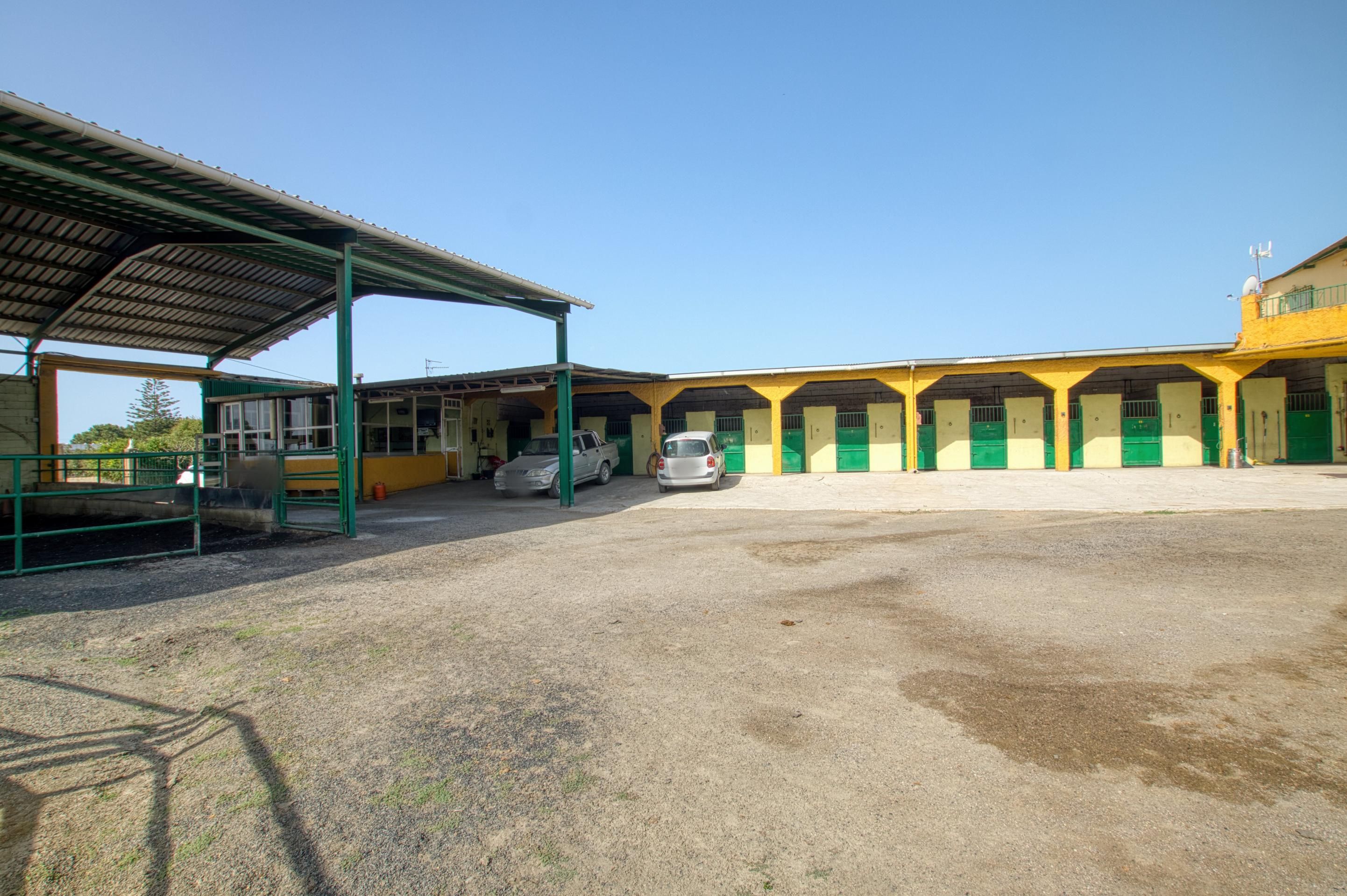 Exterior view of Country house for sale in Vélez-Málaga  with Private garden and Community pool