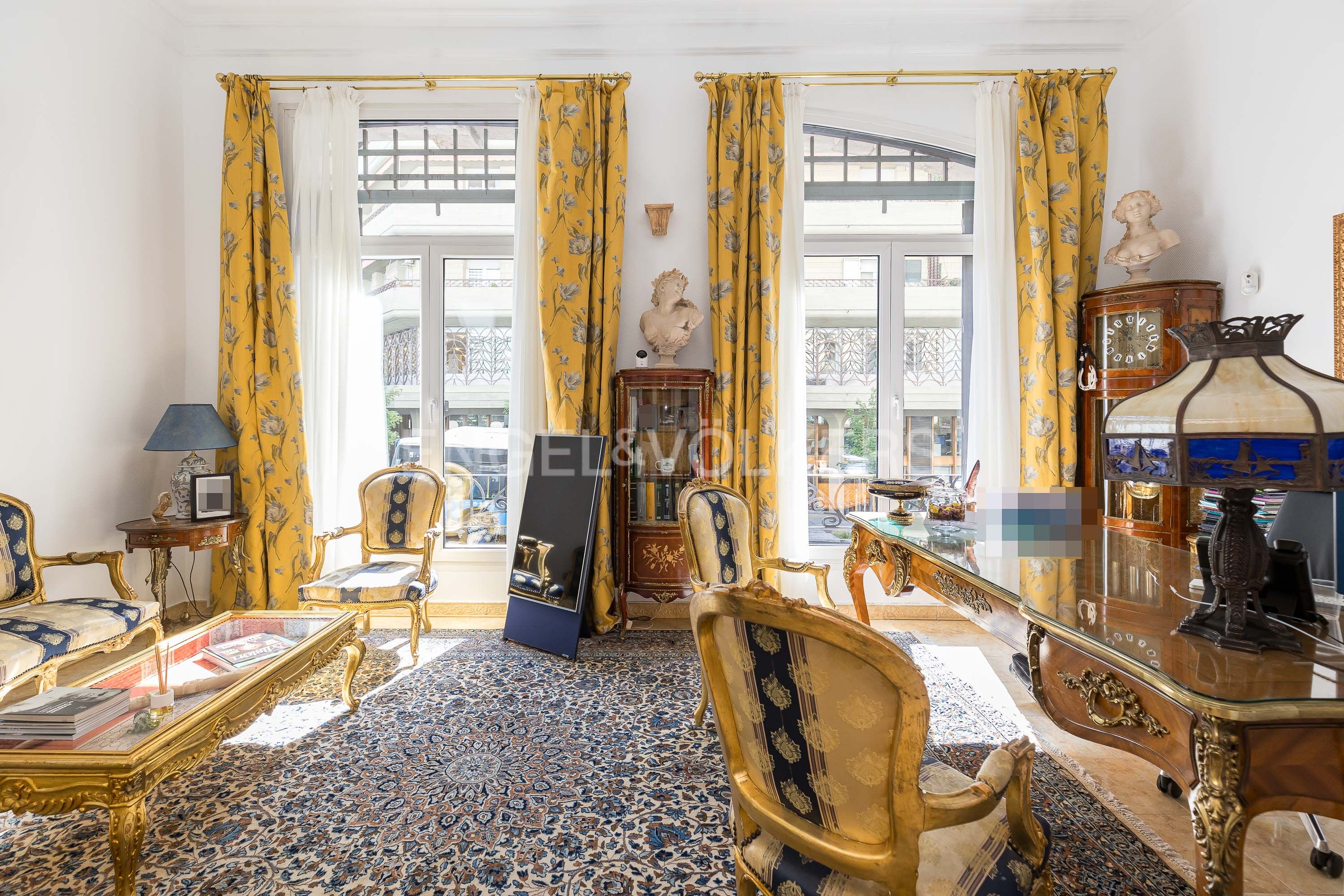 Living room of Apartment for sale in  Madrid Capital  with Air Conditioner and Heating